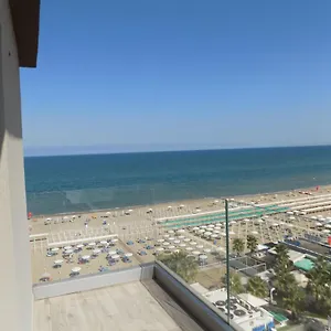 Diplomatic 3*, Riccione Italia