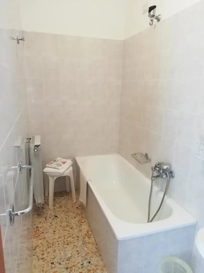 Albergo La Torre Radicofani 2*,