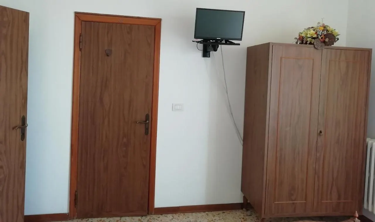 ** Hotel Albergo La Torre Radicofani Italy